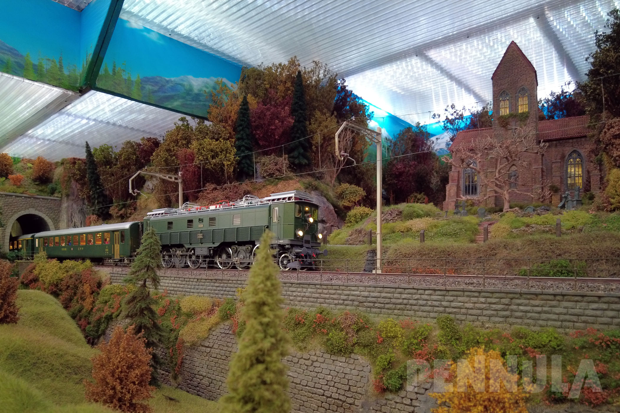Die neue Modelleisenbahn in Spur 1 der Leuvense Spooreen Vrienden mit Märklin Lokomotiven