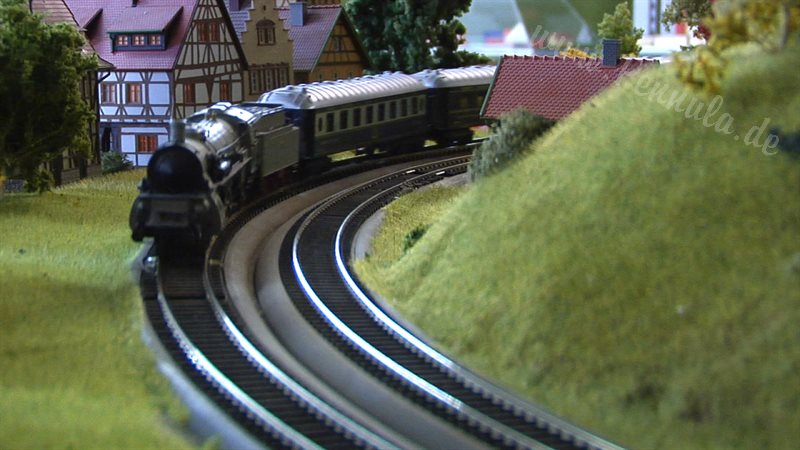 Die große Modelleisenbahn La Statione Speichersdorf in Spur H0 mit Führerstandsmitfahrt